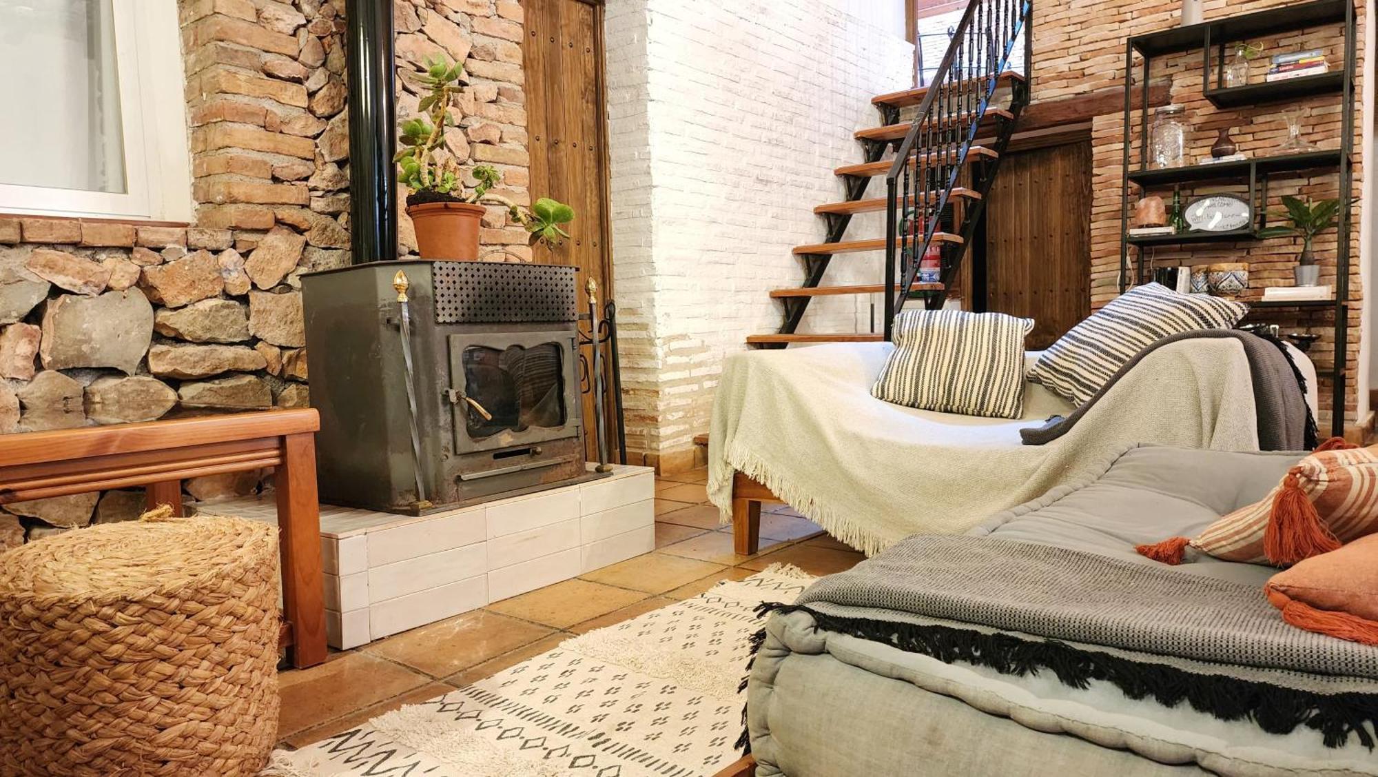 Bakit House - Casa Rural Con Piscina Águilas Eksteriør bilde